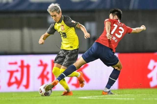 欧冠直播在线观看-【中超】艾克森破纪录韦世豪造3球 重庆1比5广州队