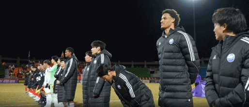 欧冠积分榜-半场：江原0-0町田泽维亚，比赛沉闷，中村帆高造险