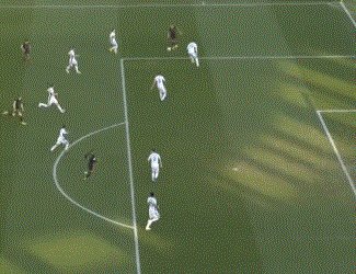 欧冠比赛时间-【西甲】德容传射 普吉替补处子球 巴萨客场2比0胜