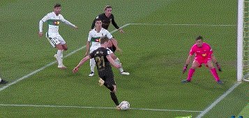 1611508403514083707.gif 5809.gif